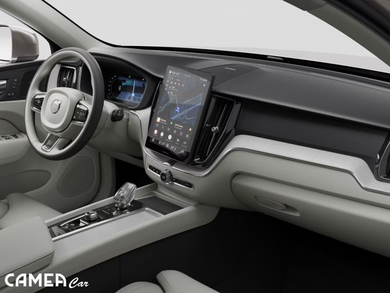 VOLVO XC60 T8 AWD PLUG-IN HYBRID ULTRA/BRIGHT MY*26