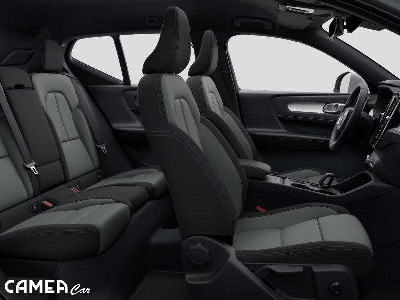 VOLVO XC40 B3 FWD 120kW AT7 CORE Mild-Hybrid benzín MY*26