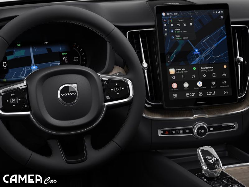 VOLVO XC60 B5 AWD MILD/HYBRID PLUS/DARK *MY26