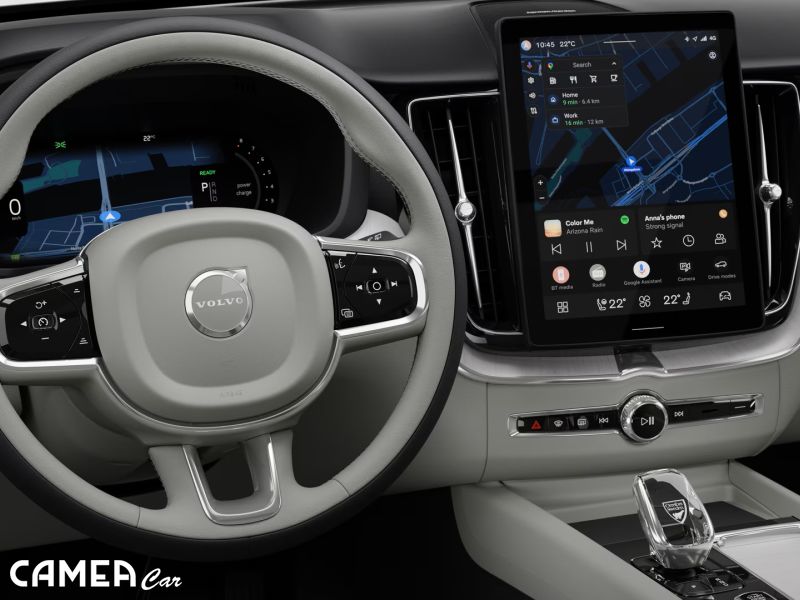 VOLVO XC60 B5 AWD MILD/HYBRID PLUS/DARK *MY26