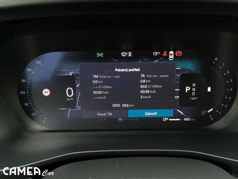 VOLVO XC40 B3 FWD 120kW PLUS/DARK AT7 MY*26