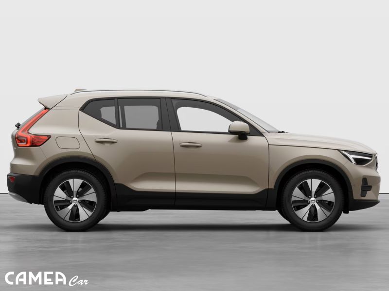 VOLVO XC40 B3 FWD 120kW AT7 CORE MY*26