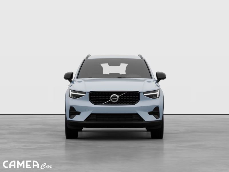 VOLVO XC40 B3 FWD 120kW PLUS/DARK AT7 MY*26
