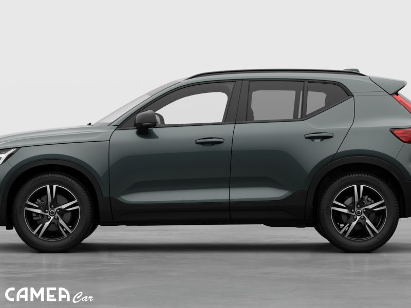 VOLVO XC40 B3 FWD 120kW PLUS/DARK AT7 MY*26