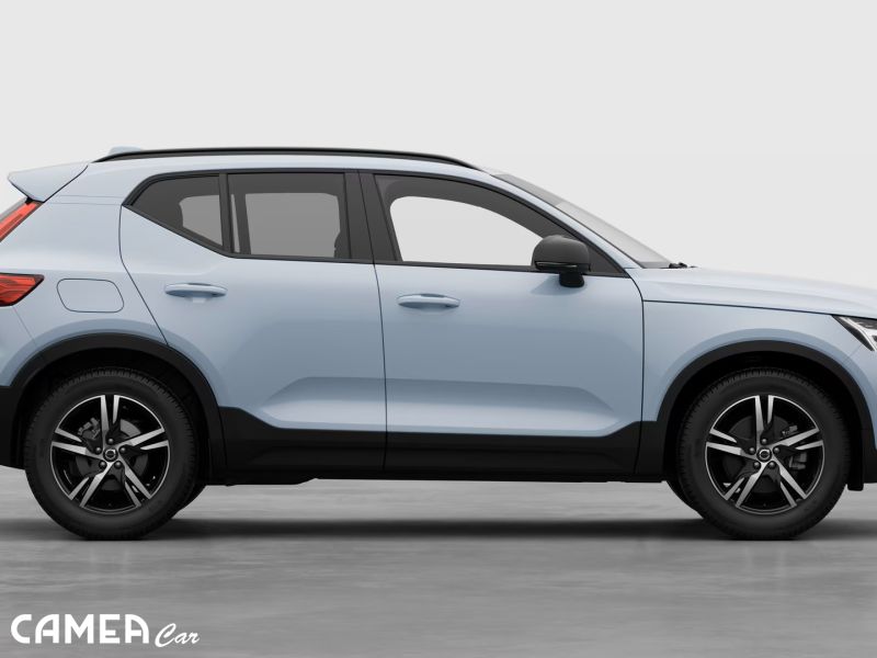 VOLVO XC40 B3 FWD 120kW PLUS/DARK AT7 MY*26