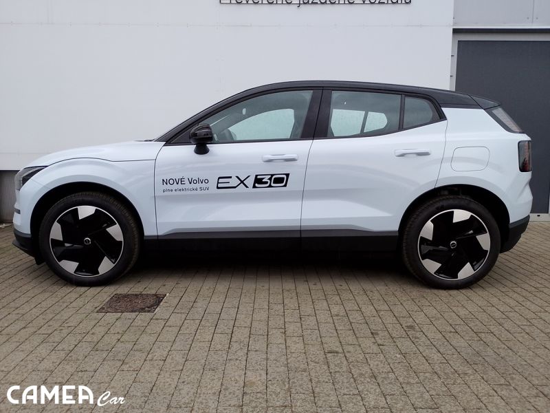 VOLVO EX30 Elektro SINGLE Motor Extended Range RWD 200kW PLUS