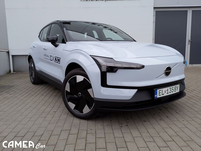 VOLVO EX30 Elektro SINGLE Motor Extended Range RWD 200kW PLUS