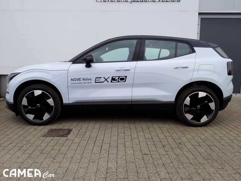 VOLVO EX30 Elektro SINGLE Motor Extended Range RWD 200kW PLUS