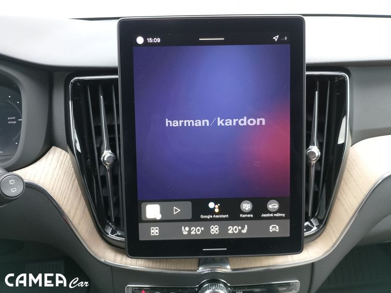 VOLVO XC60 T8 AWD PLUG-IN HYBRID PLUS/DARK MY*26