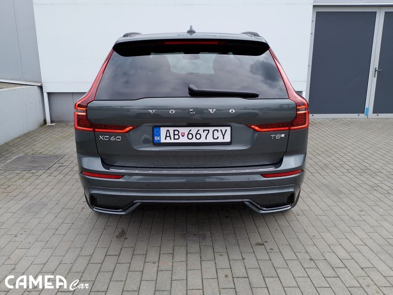 VOLVO XC60 T8 AWD PLUG-IN HYBRID PLUS/DARK MY*26