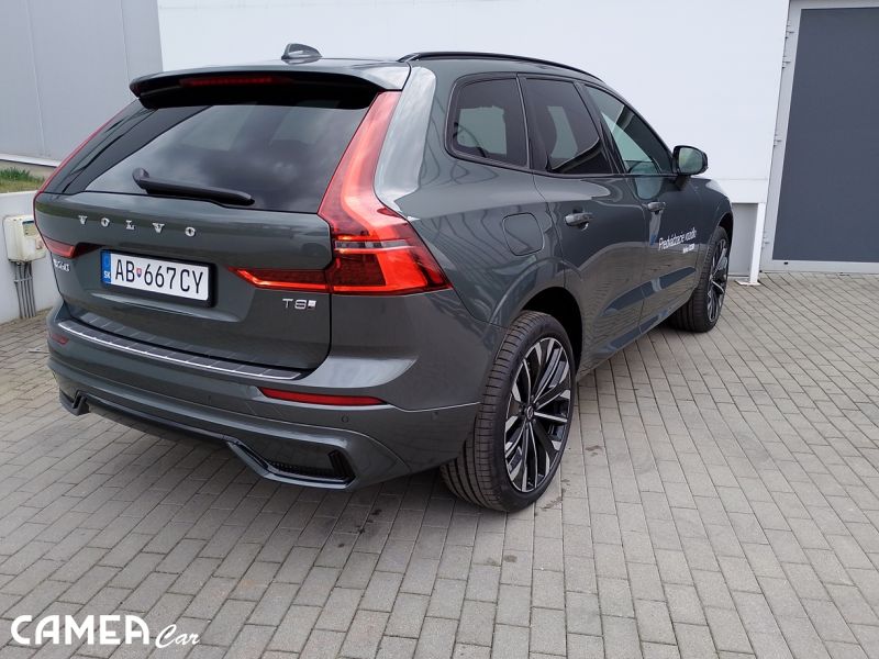 VOLVO XC60 T8 AWD PLUG-IN HYBRID PLUS/DARK MY*26
