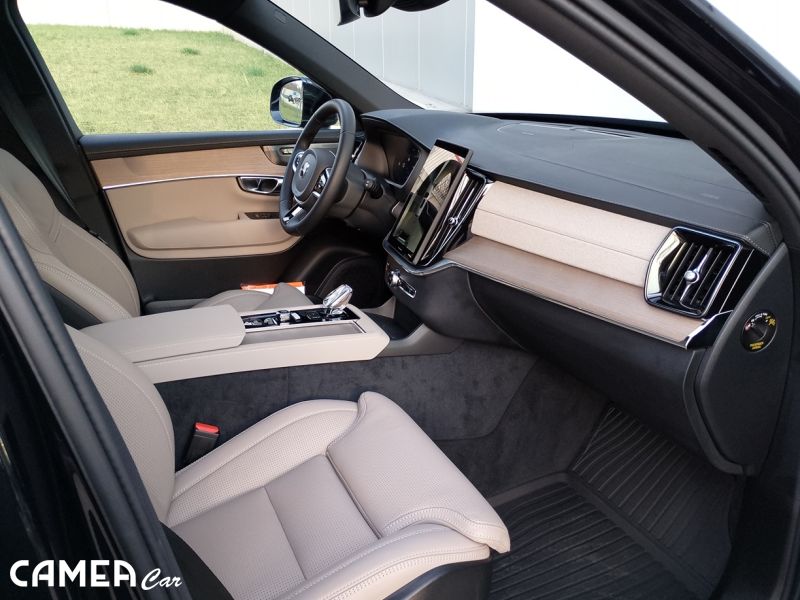 VOLVO XC90 B5 AWD PLUS/BRIGHT Milld Hybrid benzín 184kW POLESTAR