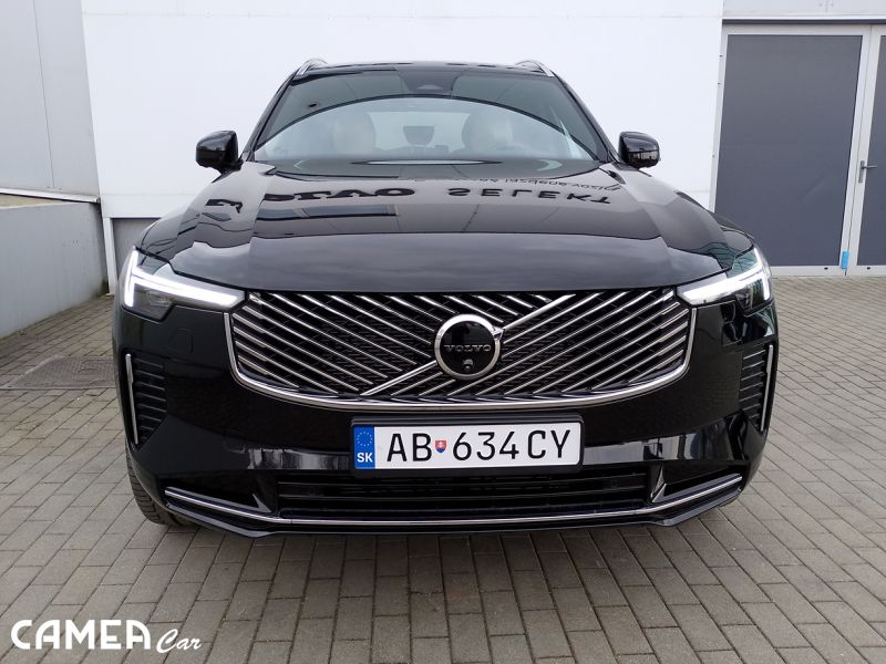 VOLVO XC90 B5 AWD PLUS/BRIGHT Milld Hybrid benzín 184kW POLESTAR