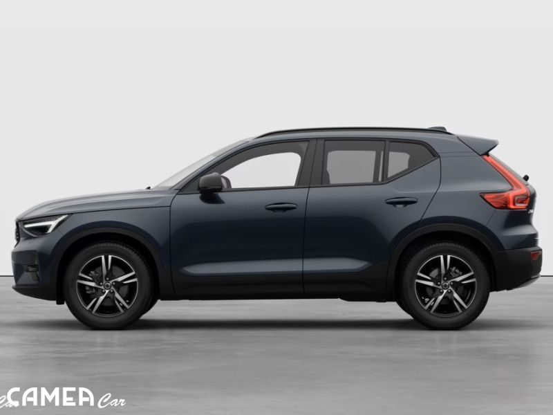 VOLVO XC40 B3 FWD 120kW PLUS/DARK AT7 MY*26