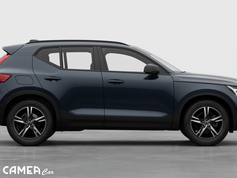 VOLVO XC40 B3 FWD 120kW PLUS/DARK AT7