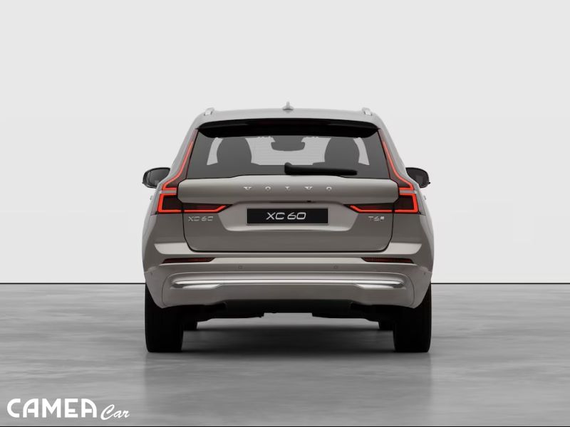 VOLVO XC60 T6 AWD PLUG-IN HYBRID PLUS/BRIGHT