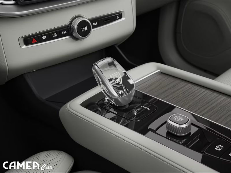 VOLVO XC90 B5 AWD PLUS/DARK Milld Hybrid benzín 184kW POLESTAR