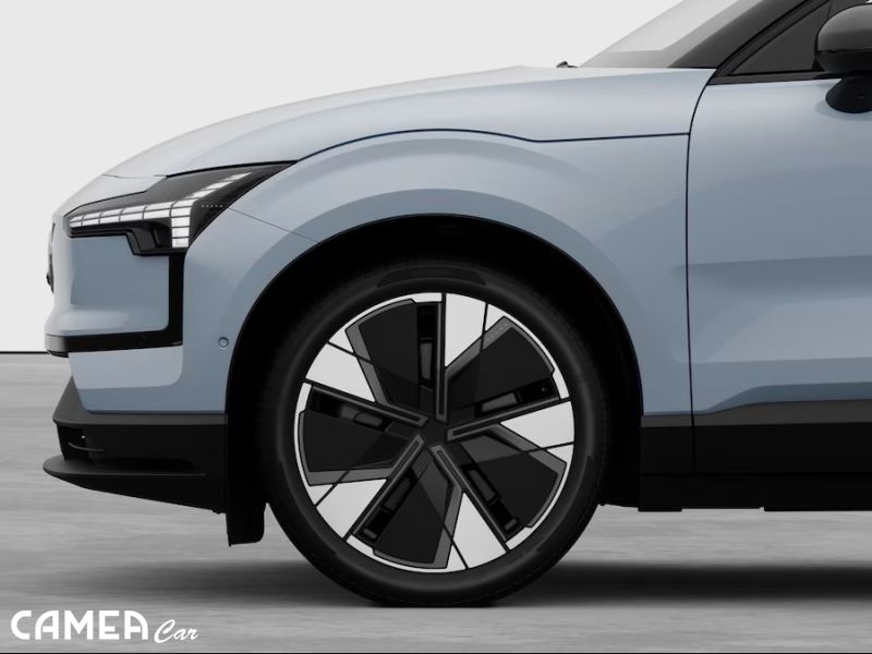 VOLVO EX30 AWD Twin motor ULTRA  315kW