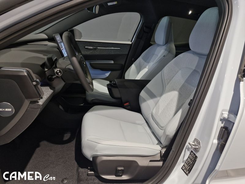 VOLVO EX30 AWD Twin motor ULTRA  315kW odpočet DPH