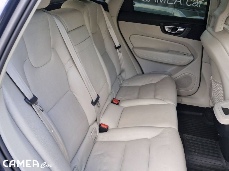VOLVO XC60 D4 AWD INSCRIPTION POLESTAR
