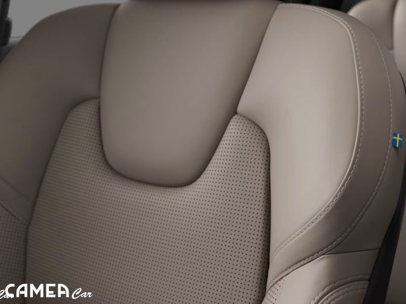 VOLVO XC90 T8 AWD Plug-in hybrid Elektrina/Benzín PLUS/BRIGHT 7m