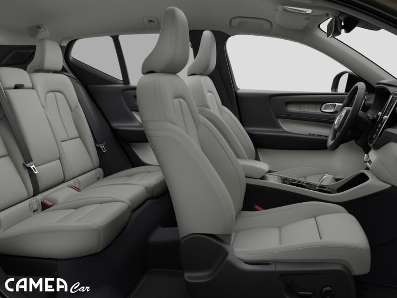 VOLVO XC40 B3 Mild hybrid Petrol PLUS/DARK