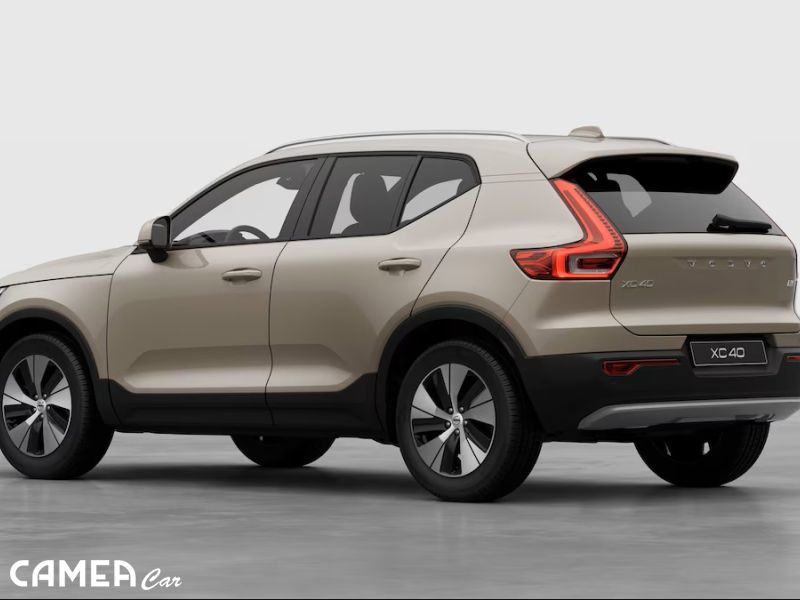 VOLVO XC40 B3 FWD 120kW AT7 CORE MY*26