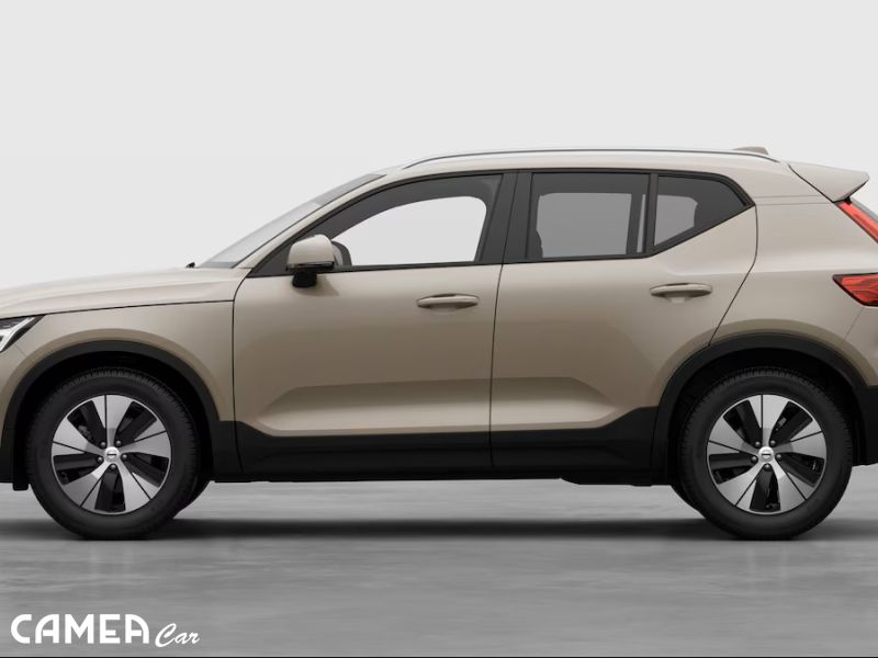 VOLVO XC40 B3 FWD 120kW AT7 CORE MY*26