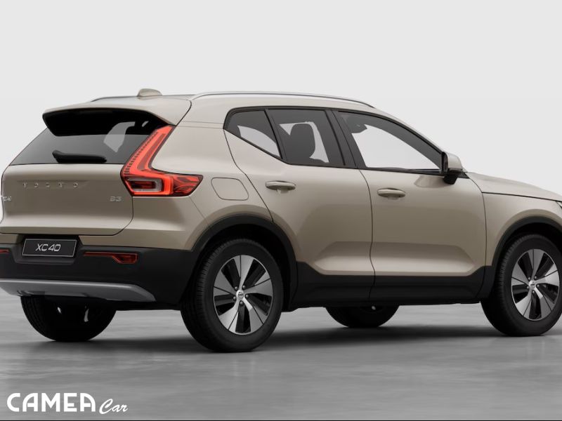 VOLVO XC40 B3 FWD 120kW AT7 CORE MY*26