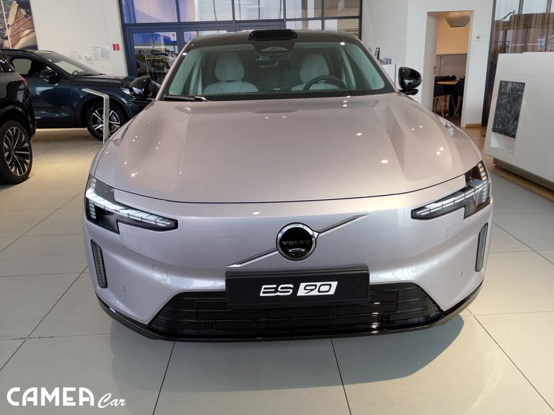 Nové VOLVO ES90 ULTRA, Single Motor Extended Range , kožený ventilovaný Nappa interiér