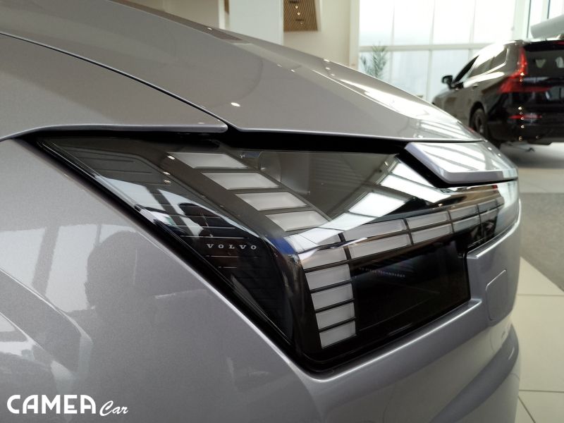 Nové VOLVO ES90 ULTRA, Single Motor Extended Range , kožený ventilovaný Nappa interiér