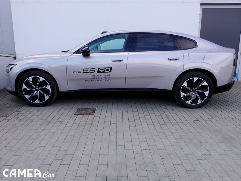 Nové VOLVO ES90 ULTRA, Single Motor Extended Range , kožený ventilovaný Nappa interiér