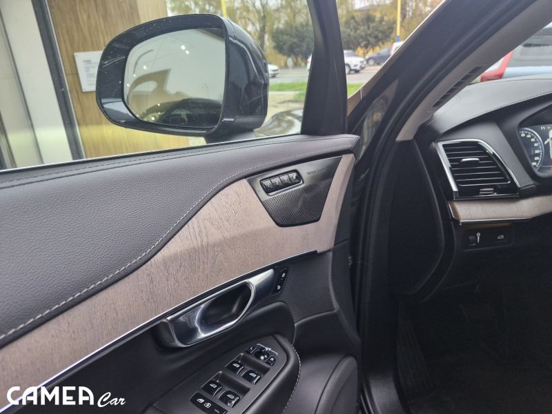 VOLVO XC90 B5 AWD DIESEL Mild HYBRID INSCRIPTION 7miestna