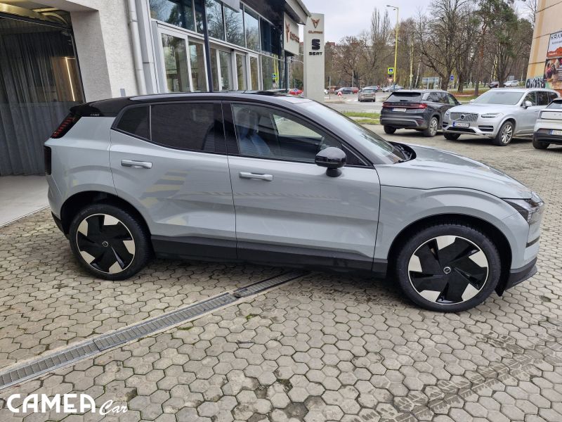 VOLVO EX30 Elektro SINGLE Motor Extended Range RWD 200kW PLUS