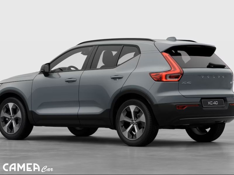 VOLVO XC40 B3 Mild hybrid Petrol Plus/DARK