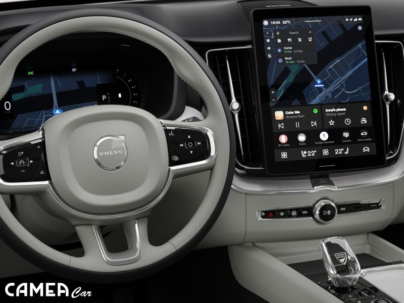 VOLVO XC60 B5 AWD MILD/HYBRID PLUS/DARK