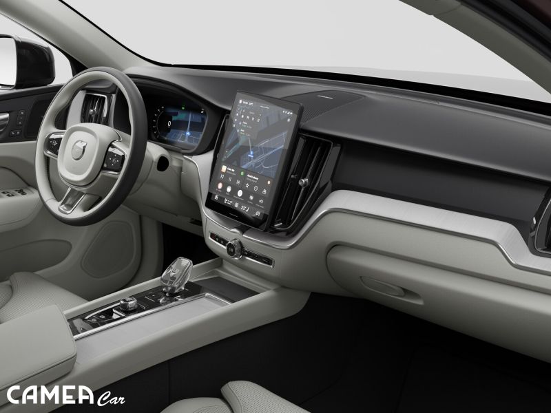 VOLVO XC60 B5 AWD MILD/HYBRID PLUS/DARK