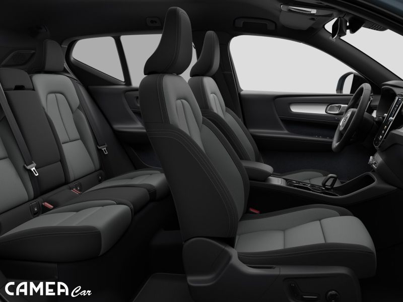 VOLVO XC40 B3 FWD 120kW PLUS/DARK AT7