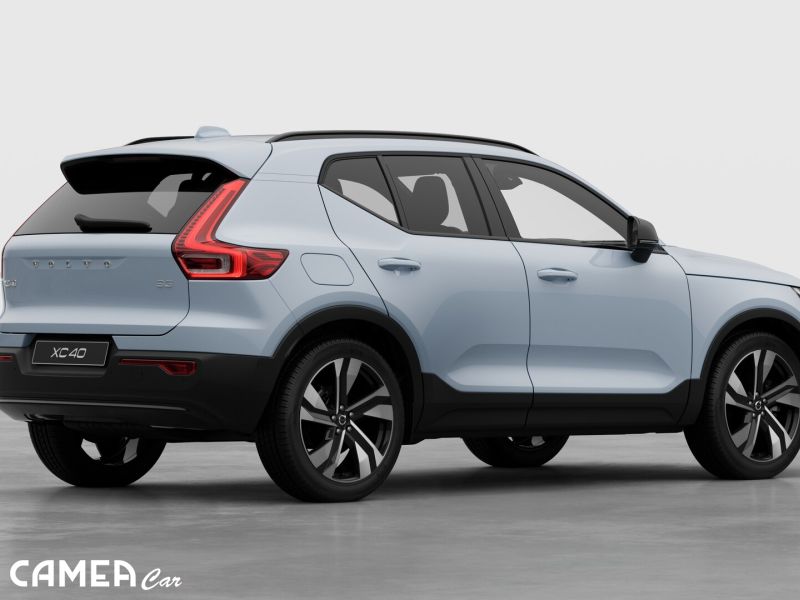 VOLVO XC40 B3 FWD 120kW PLUS/DARK AT7