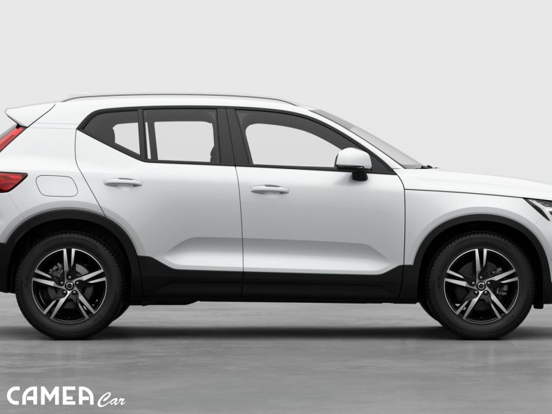 VOLVO SELEKT XC40 B3 FWD 120kW AT7 CORE Mild hybrid/benzín