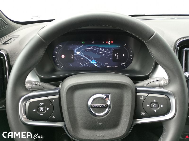 VOLVO SELEKT XC40 B3 FWD 120kW AT7 CORE Mild hybrid/benzín