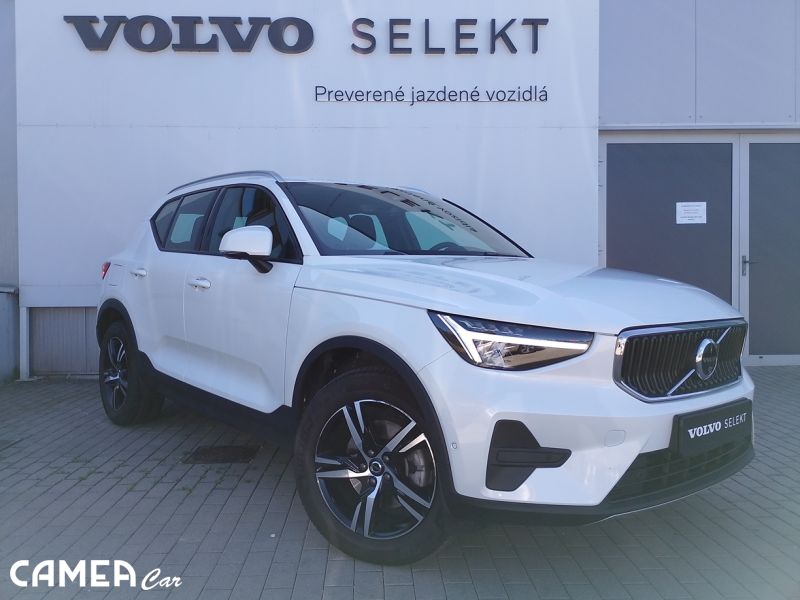 VOLVO SELEKT XC40 B3 FWD 120kW AT7 CORE Mild hybrid/benzín