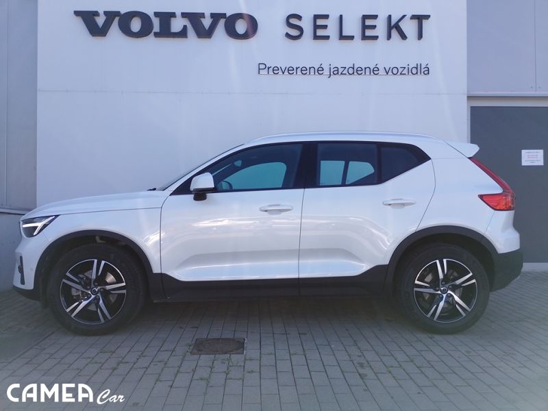 VOLVO SELEKT XC40 B3 FWD 120kW AT7 CORE Mild hybrid/benzín