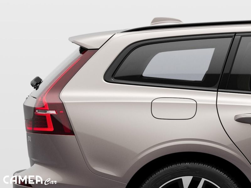 VOLVO V60 B4 FWD EDITION PLUS/DARK