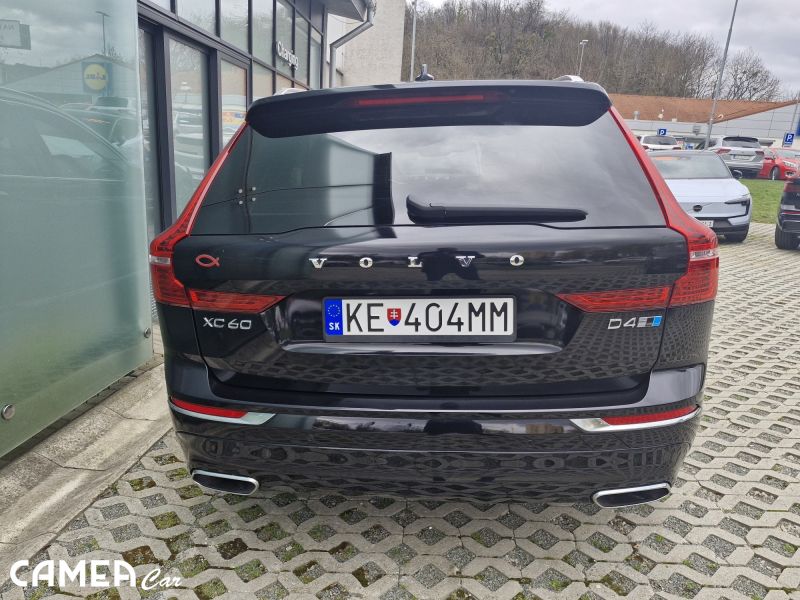 VOLVO XC60 D4 AWD INSCRIPTION AT8 POLESTAR