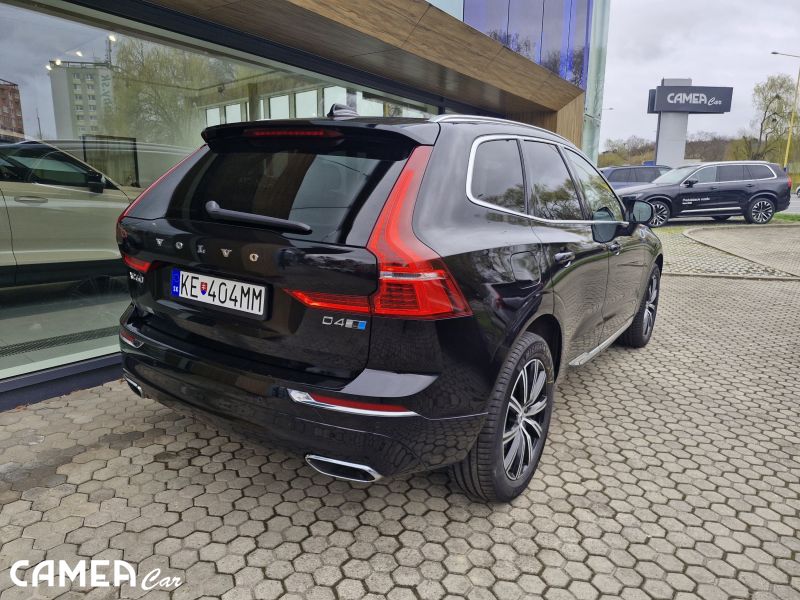 VOLVO XC60 D4 AWD INSCRIPTION AT8 POLESTAR