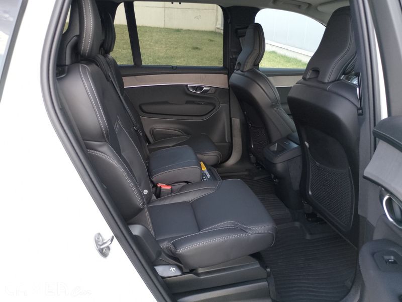 VOLVO XC90 B5 AWD PLUS/DARK Milld Hybrid benzín 184kW POLESTAR