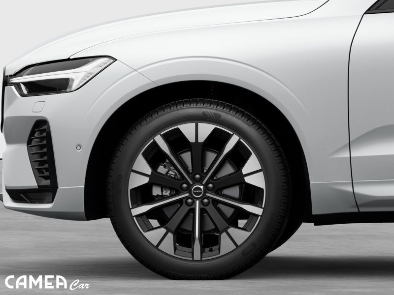 VOLVO XC60 B5 AWD Mild hybrid ULTRA + ťažne