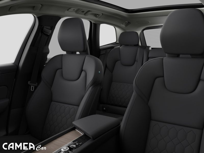 VOLVO XC60 B5 AWD Mild hybrid ULTRA + ťažne