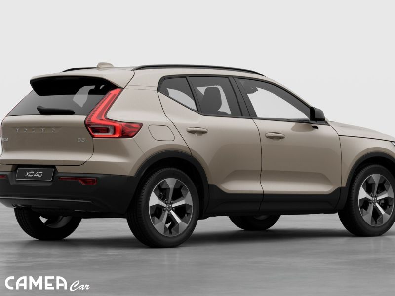 VOLVO XC40 B3 FWD 120kW Mild hybrid/PLUS Dark